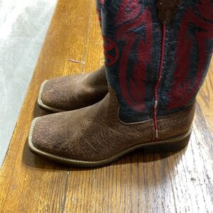 Kids twisted x boots
